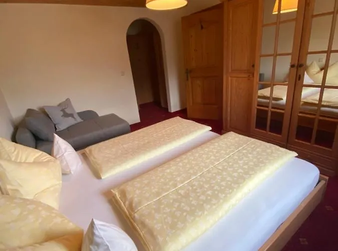 Bed & Breakfast Gaestehaus Grauss 3*