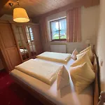 Couette-café Gaestehaus Grauss