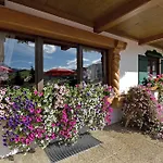 Gaestehaus Grauss Couette-café 3*
