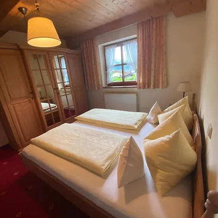 فندق مبيت وإفطار Gaestehaus Grauss