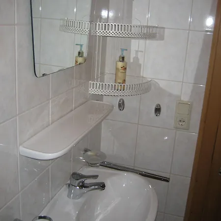 Gaestehaus Grauss فندق مبيت وإفطار تيرسي