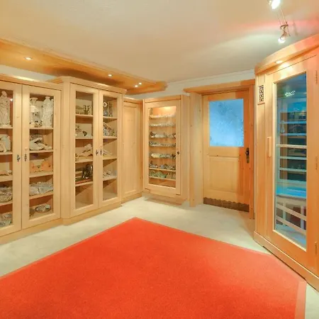 Gaestehaus Grauss 3* تيرسي