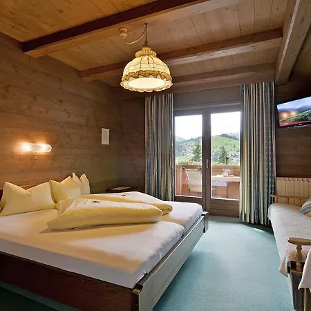 Gaestehaus Grauss فندق مبيت وإفطار 3*
