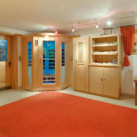 Bed & Breakfast Gaestehaus Grauss 3*