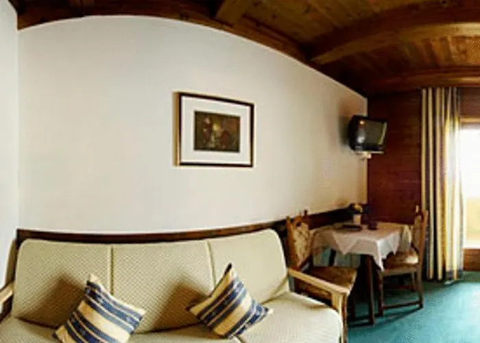 Gaestehaus Grauss Bed and Breakfast 3*